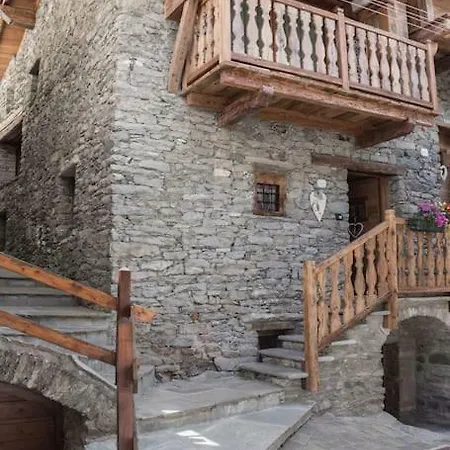 Апартаменты Vecchio Fienile Аоста