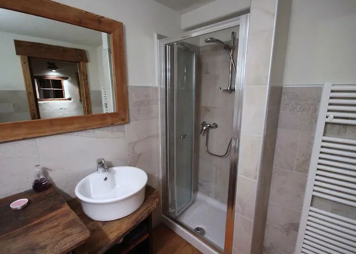 Vecchio Fienile * 奥斯塔